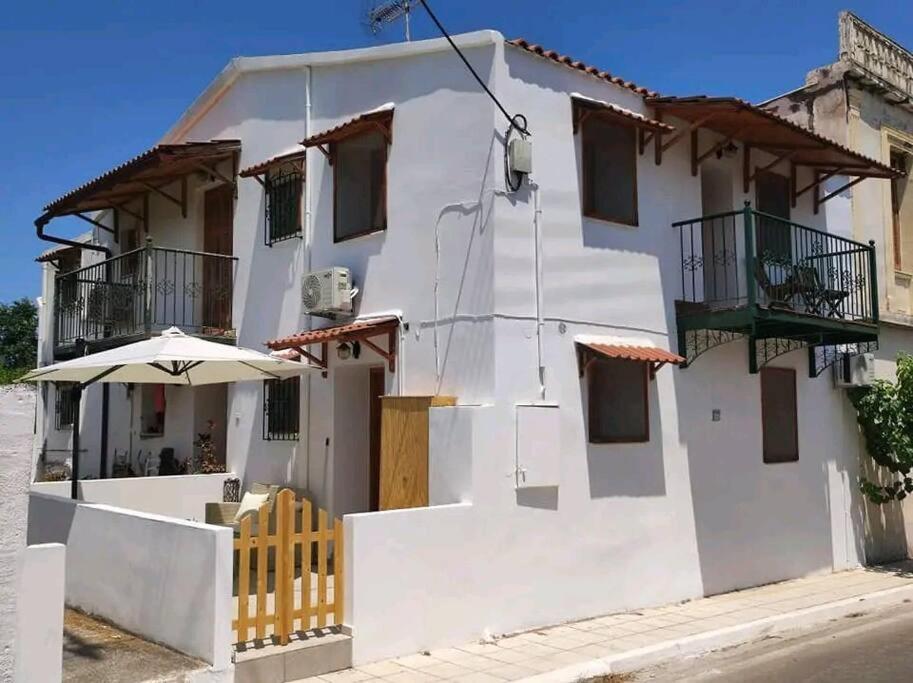 Willa Nikόla'S House Mourniaí Zewnętrze zdjęcie