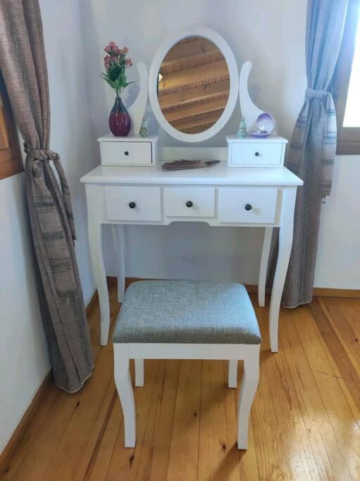 Willa Nikόla'S House Mourniaí Zewnętrze zdjęcie