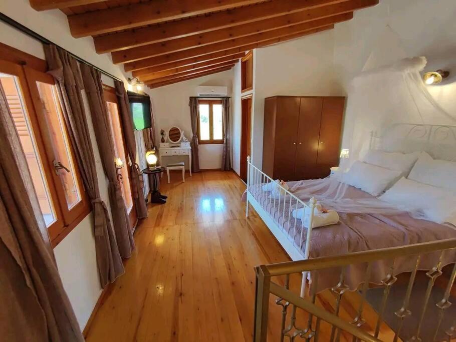 Willa Nikόla'S House Mourniaí Zewnętrze zdjęcie